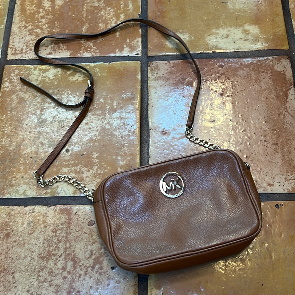 Michael Kors Fulton Large Pebbled Leather Crossbody Bag